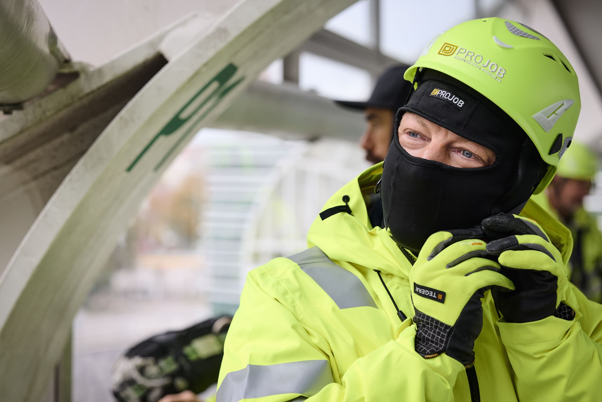 9015 Balaclava